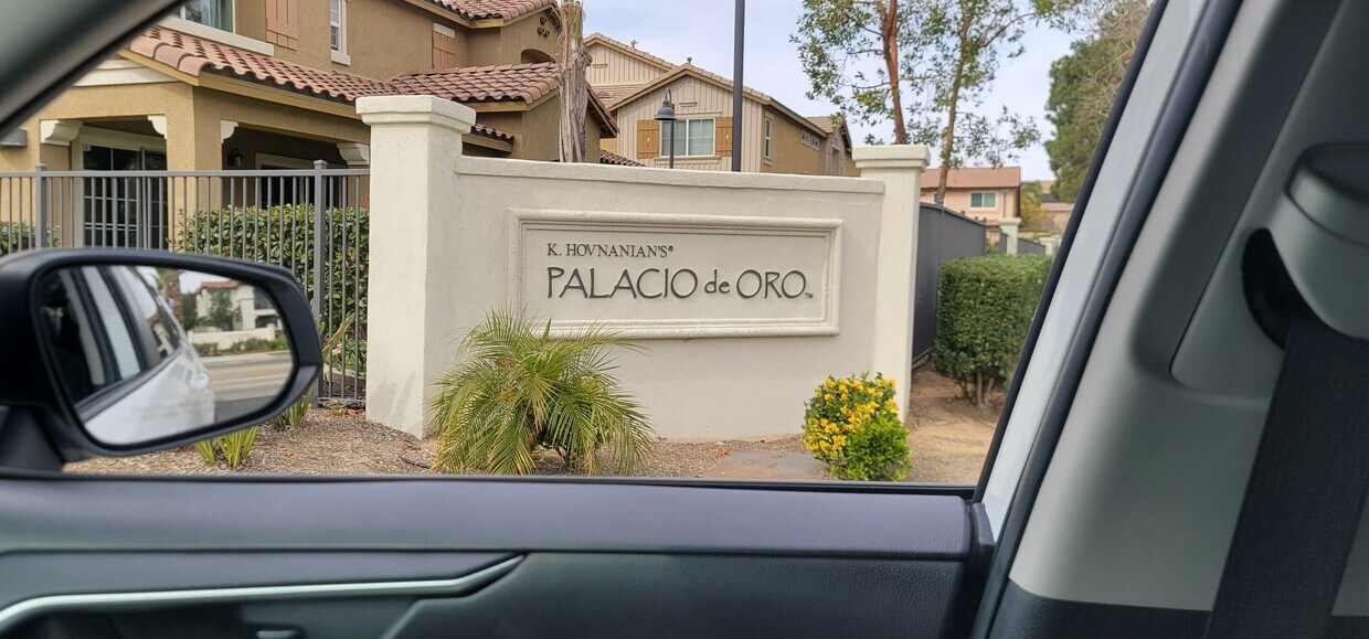 Foto principal - 15617 Lasselle St
