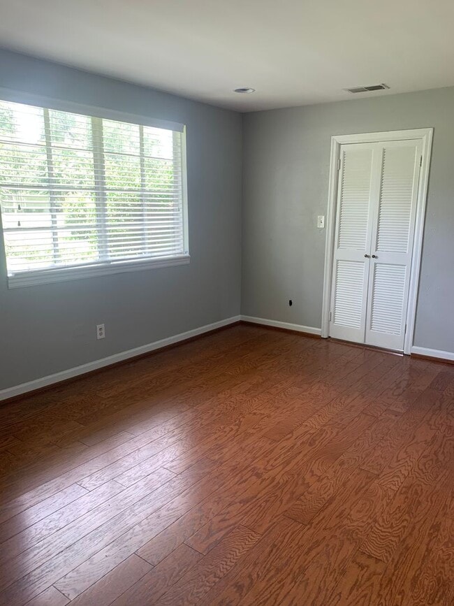 Building Photo - Home for Rent in Crestline Park