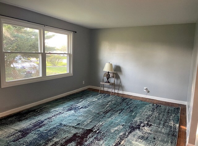 Building Photo - 244 Rosegarden Dr NE