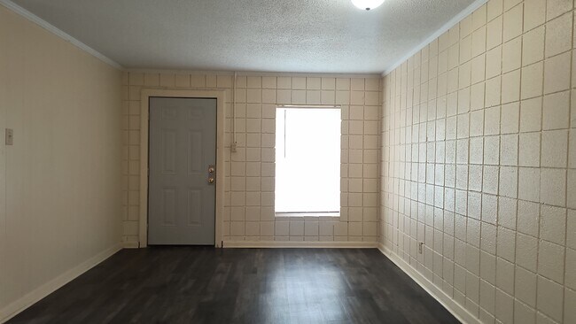 Foto del edificio - 3010 S Holly St