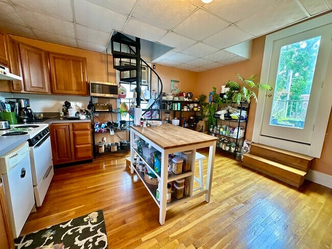 Foto del edificio - 512 Centre St