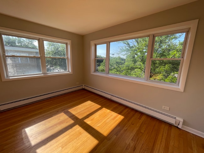 Building Photo - 4641 Main St