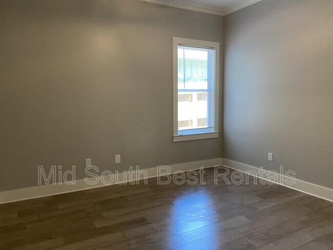 Foto del edificio - 3573 Douglass Ave