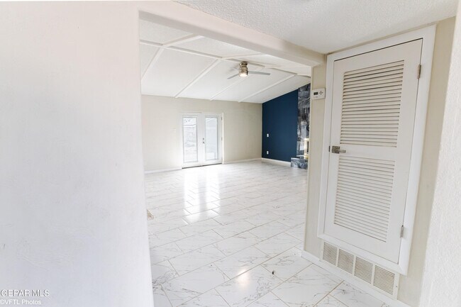 Building Photo - 7304 Gran Vida Dr