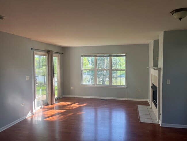 Building Photo - 2947 Rutland Cir