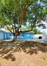 Building Photo - 2604 Campus Hill Dr