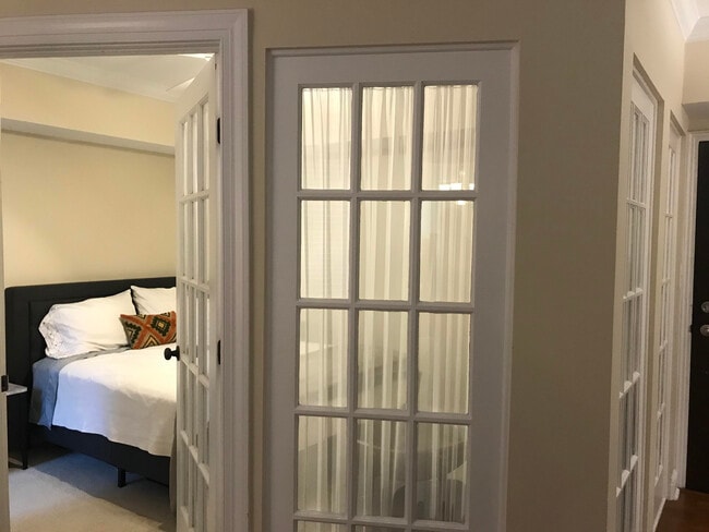 Bedroom (photo 1 of 3) - 719 S Saint Asaph St