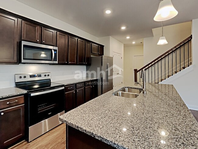 Foto del edificio - 4860 Chutney Dr