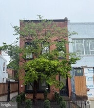 Building Photo - 710 E St SE