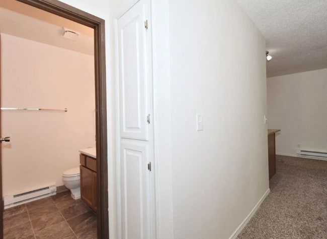 Building Photo - 7164 SW Oleson Rd