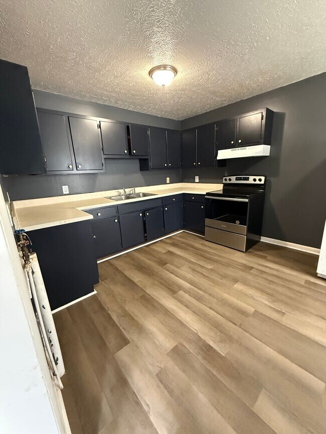 Foto del edificio - FIRST FULL MONTHS RENT FREE!! 2 Bedroom, 1 Bathroom Duplex in Gallatin!