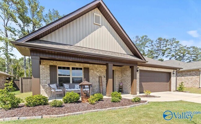 Foto del edificio - 111 Waltrip Dr