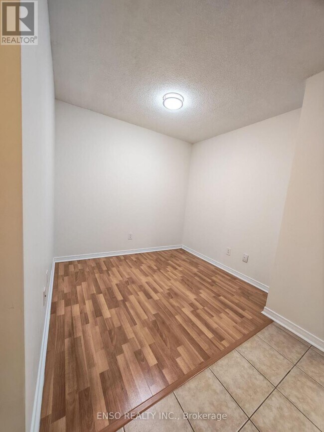 Photo du bâtiment - 5508 Yonge St