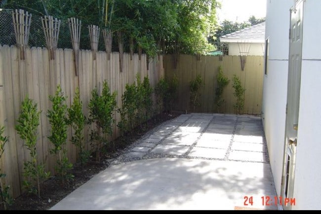 Building Photo - 3420 Sherbourne Dr