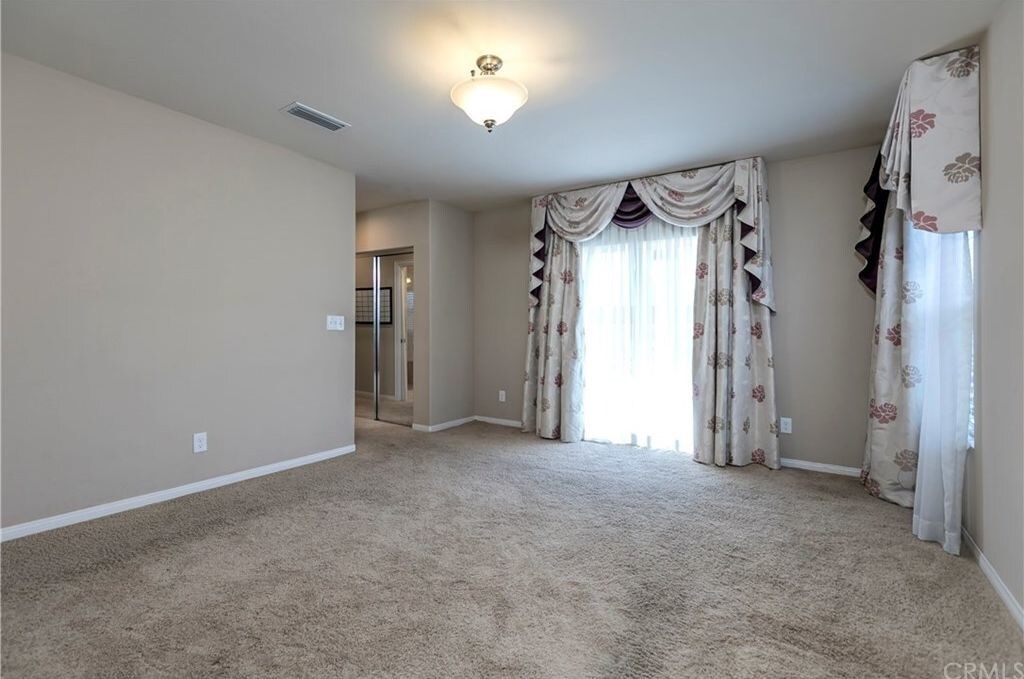 4315 pepperwood ave long beach ca master bedroom