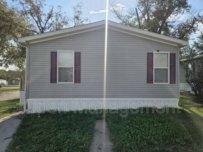 Foto del edificio - 8701 NE 107th Pl