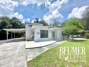 Building Photo - 623 Edgewater Dr