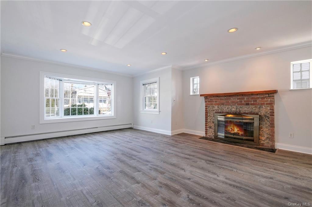 Primary Photo - 21 Goldwin St
