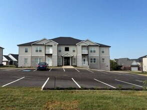 Building Photo - 308 Hillview Mls Blvd