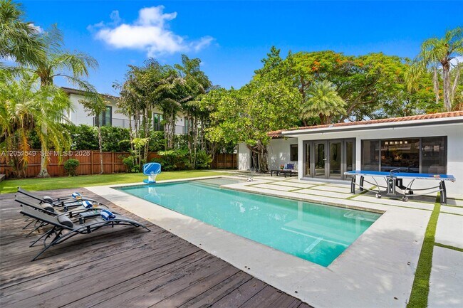 Foto del edificio - 7831 SW 54th Ct