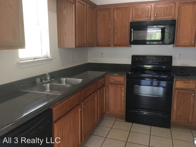 Building Photo - 3830 Alderwoods Dr
