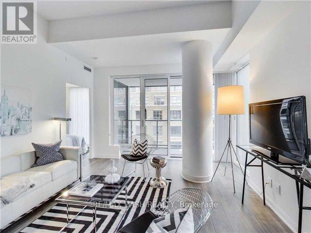 Photo du bâtiment - 435 Richmond St W