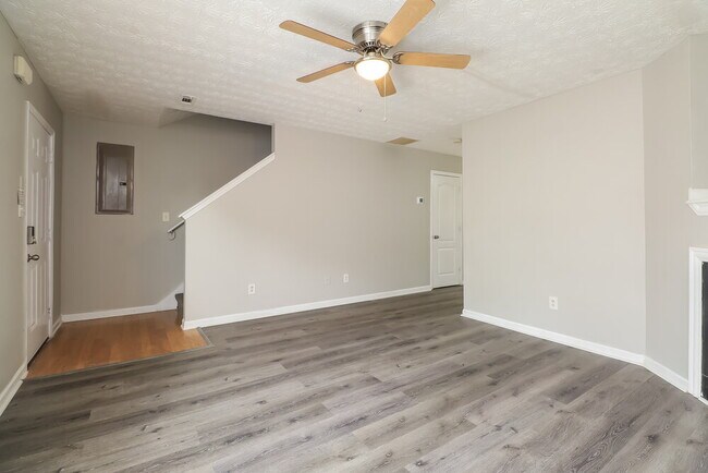 Foto del edificio - 3067 Fields Dr