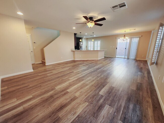 Foto del edificio - Gorgeous two-story single-family house