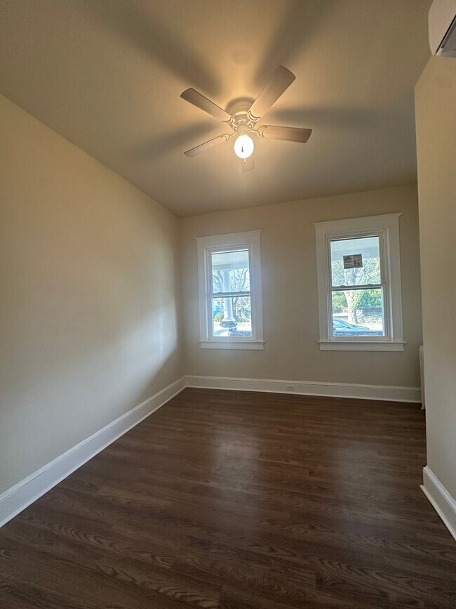 Foto del edificio - 1003 Walnut Ave