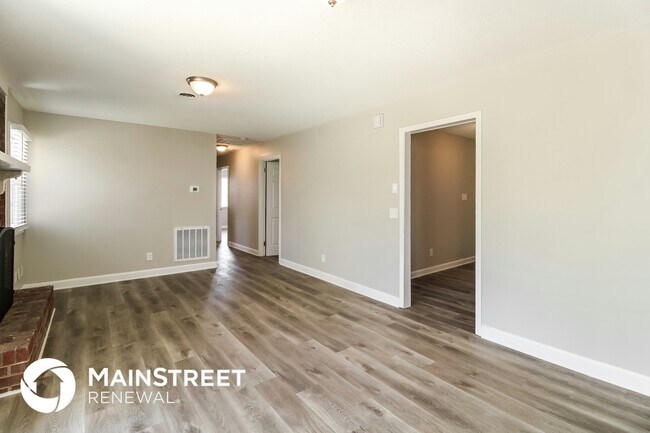 Foto del edificio - 2628 White Oak Dr