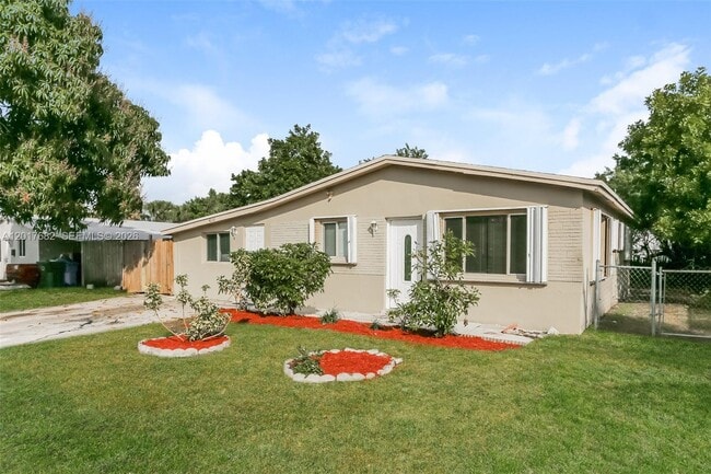 Foto del edificio - 4030 NW 8th Terrace
