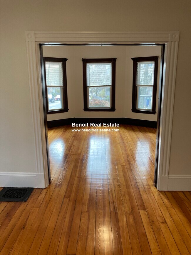 Foto del edificio - 35 Fairmount Ave