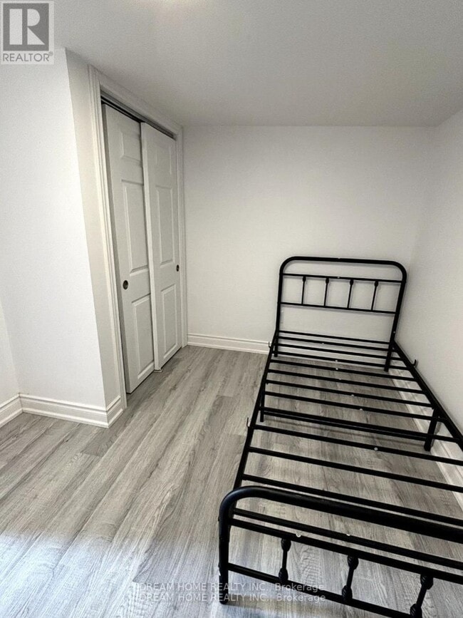 Building Photo - 262 Clinton St