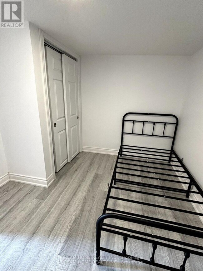 Photo du bâtiment - 262 Clinton St