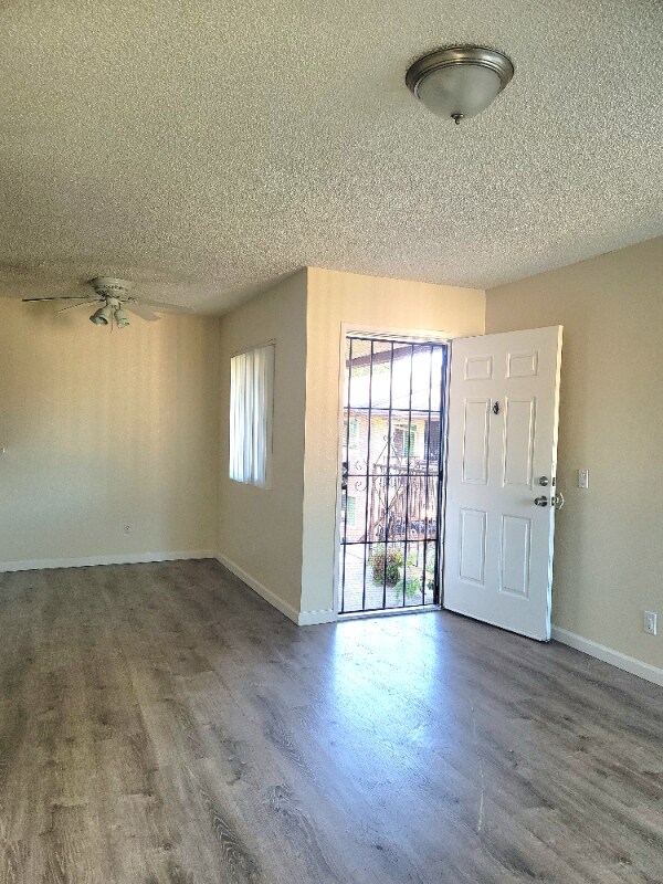 Building Photo - 9648 Winter Gardens Blvd
