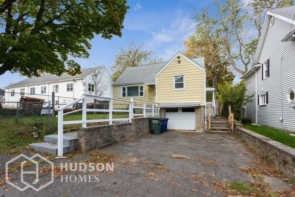 Building Photo - 70 Clifton Pl