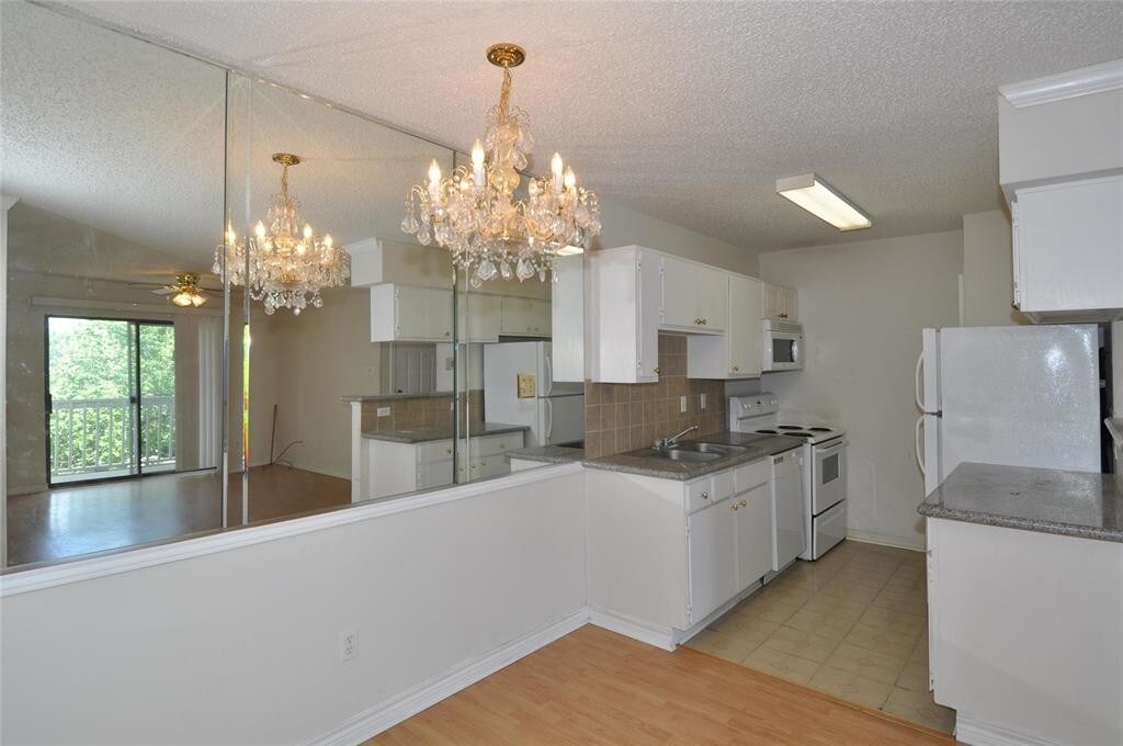 Foto del edificio - 2750 Holly Hall St