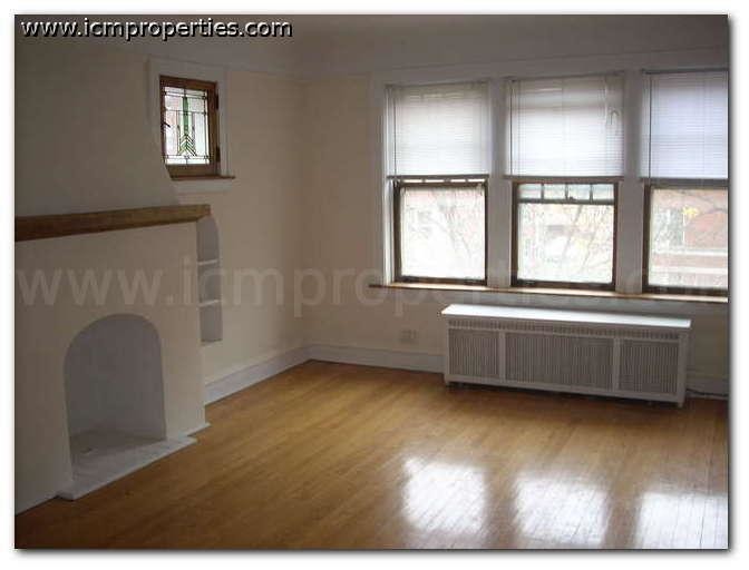 Primary Photo - 2613 W Berwyn Ave