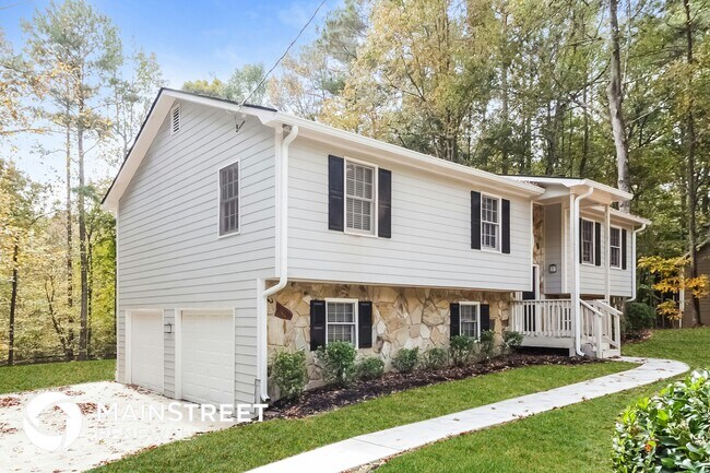 Foto del edificio - 5645 Riding Woods Dr SW