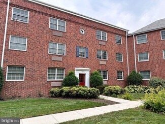 Building Photo - 1706 W Abingdon Dr