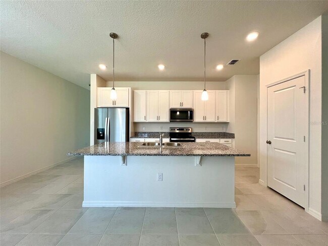Foto del edificio - 16365 Winding Preserve Cir