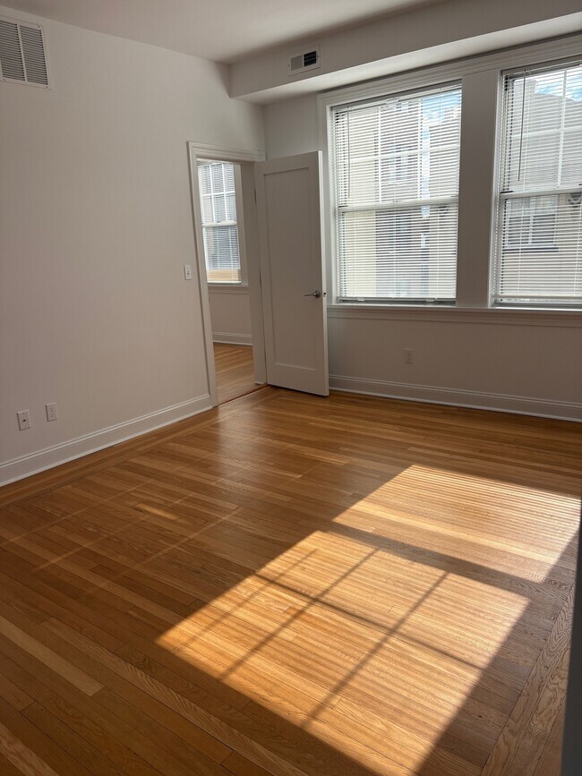 Foto del edificio - 123-127 Summit Ave