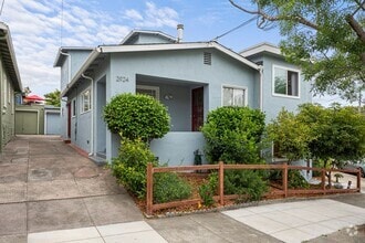Building Photo - 2924 Morcom Ave
