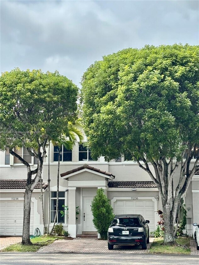 Foto principal - 11236 NW 56th St