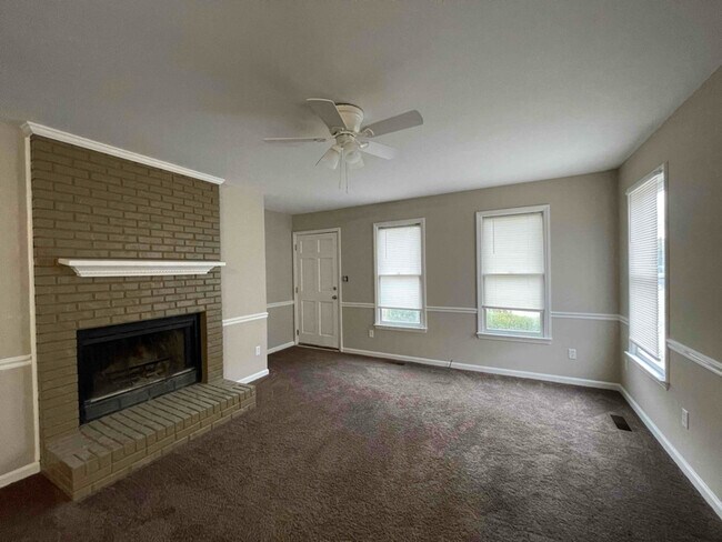 Foto del edificio - 1235 Shakentown St