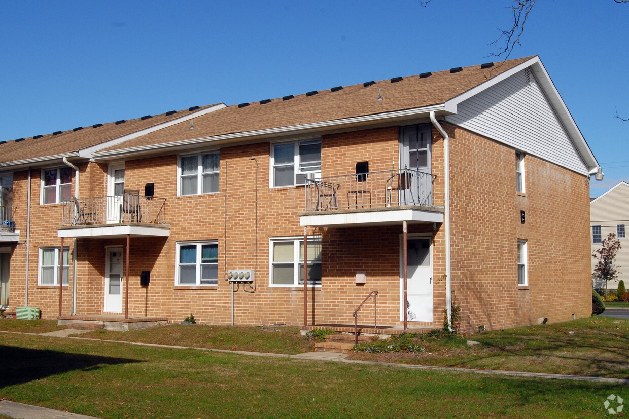 Ocean Heights Manor Apartments Somers Point, NJ