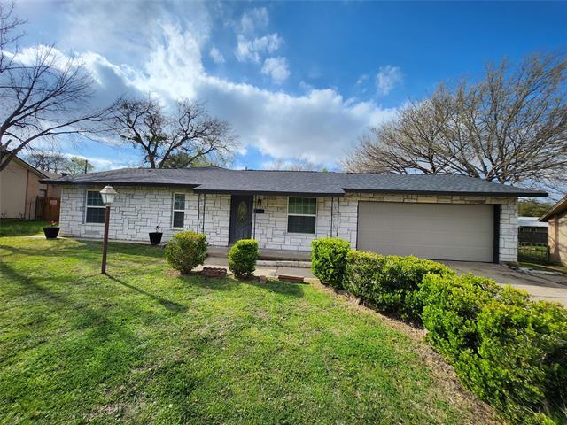 Building Photo - 2713 Henry Dr