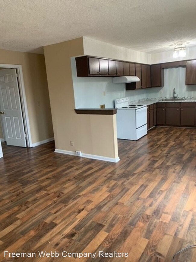 Building Photo - 2 br, 1 bath House - 4653 Forest Ridge Drive