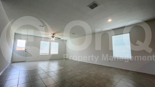 Building Photo - 312 Dewberry Street