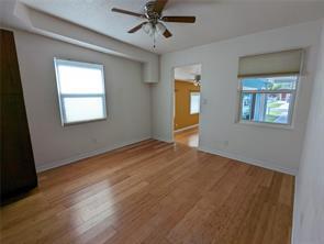 Foto del edificio - 2459 17th Ave N